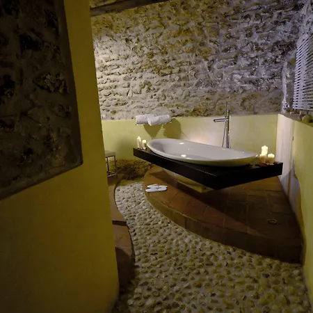 Robur Marsorum Diffuso Hotel 4*