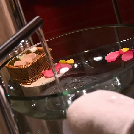 Hotell Robur Marsorum Diffuso