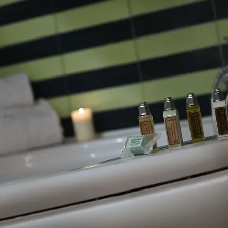 Robur Marsorum Diffuso 4*