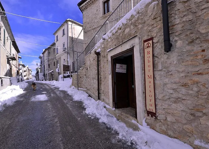 Robur Marsorum Diffuso Ξενοδοχείο Rocca di Mezzo